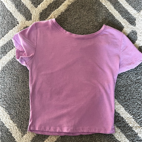 Tops - Cropped Tshirt